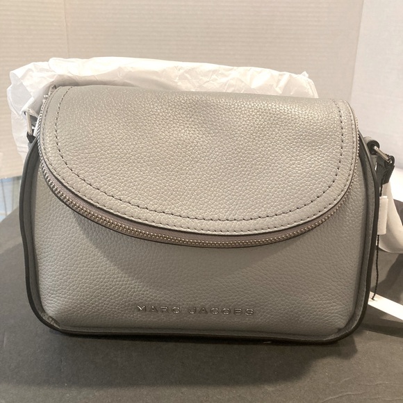 Marc Jacobs mini messenger bag - NWT - Rare color! MSRP $398 - Picture 3 of 9